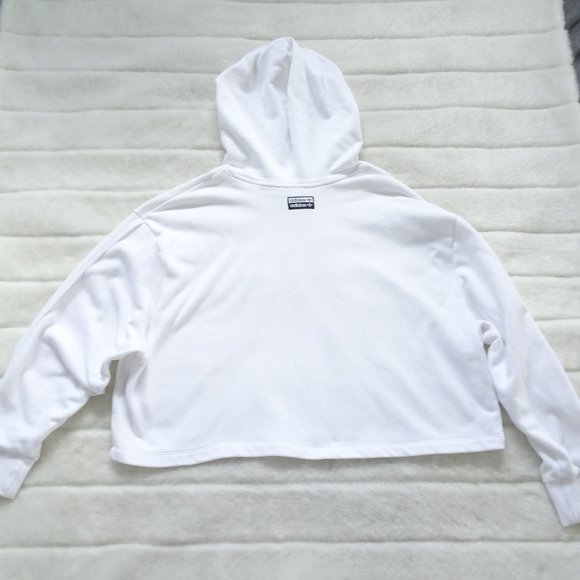 Adidas Pullover White Crop Sweatshirt Large Oversize with split sleeve. - Picture 7 of 11